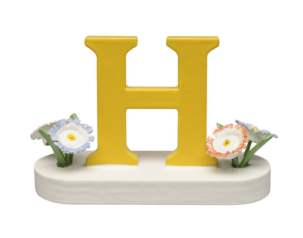 Buchstabe mit Blumen "H"